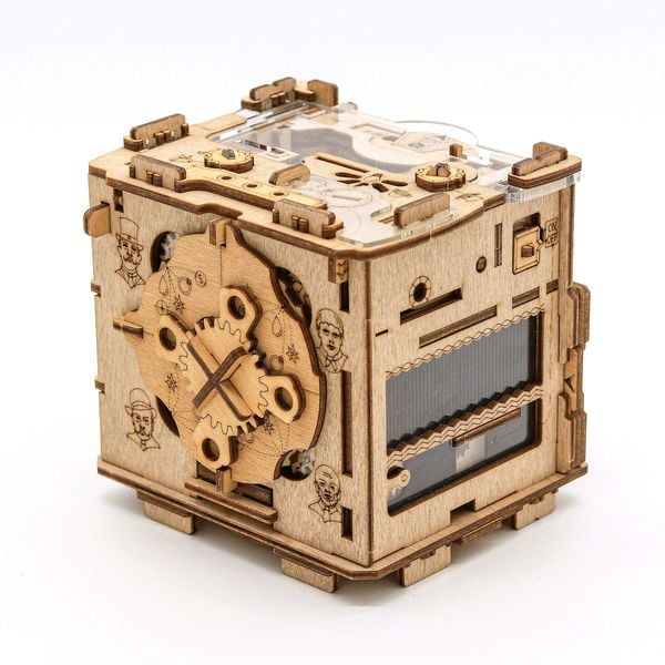 Cluebox - Sherlock's Camera