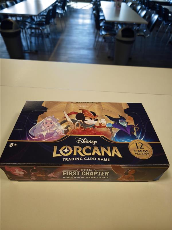 Lorcana - The First Chapter - Booster Display (ENG)- DIFF (1.Auflage/First Print)